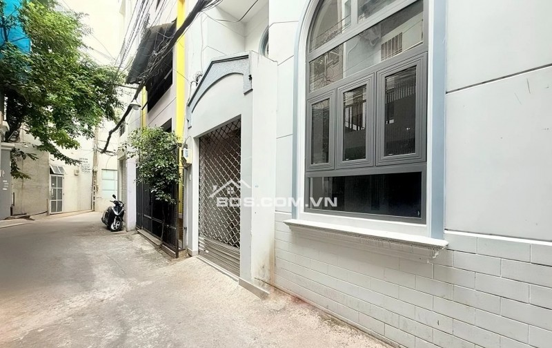 [PHƯỜNG BÀN CỜ – CƯ XÁ ĐÔ THÀNH] NHÀ 5M NGANG – 4 TẦNG – HXH – 9.2 TỶ